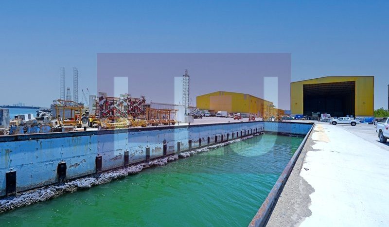 Rent Warehouse on Mussafah, Abu-Dhabi 28818 sq. ft. | Foto 3