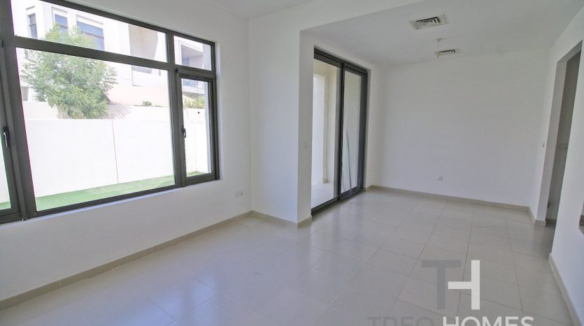 Townhouse on Rome, Dubai, 3 bedrooms, 309 m2 / per year