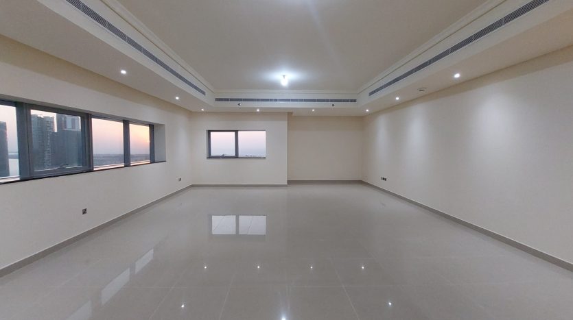 Квартира в Al Mina, Абу-Даби, 3 спальни, 267 м2 / в месяц