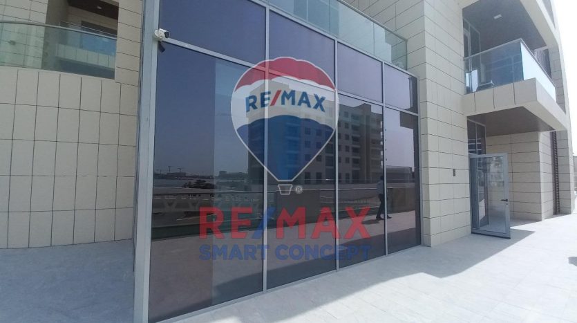 Магазин в Al Raha Beach, Абу-Даби, 119.5 м2 / в год