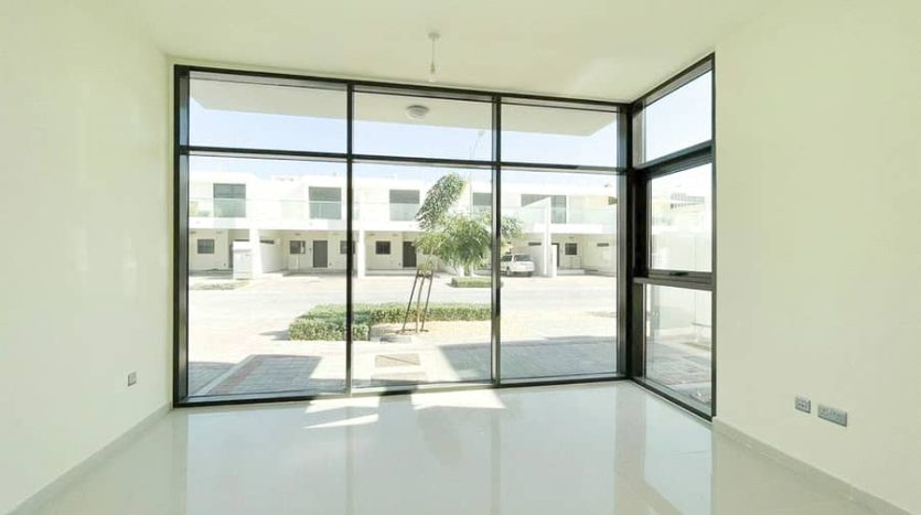 Вилла в DAMAC Hills (Akoya by DAMAC), Дубай, 6 спален, 322 м2 / в год