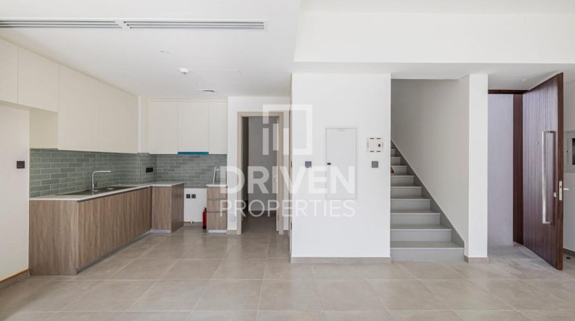 Villa on The Valley, Dubai, 3 bedrooms, 174 m2 / per year