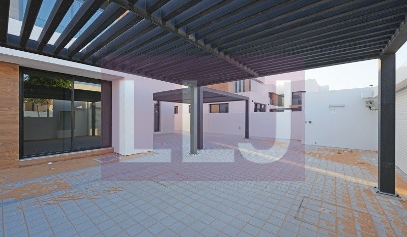 Villa on Saadiyat Island, Abu-Dhabi, 5 bedrooms, 685.6 m2 / per year