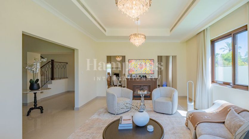 Villa on Arabian Ranches 2, Dubai, 4 bedrooms, 400.3 m2 / per year