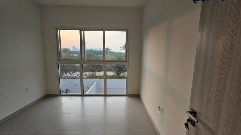 Townhouse on Mudon, Dubai, 3 bedrooms, 181.2 m2 / per year