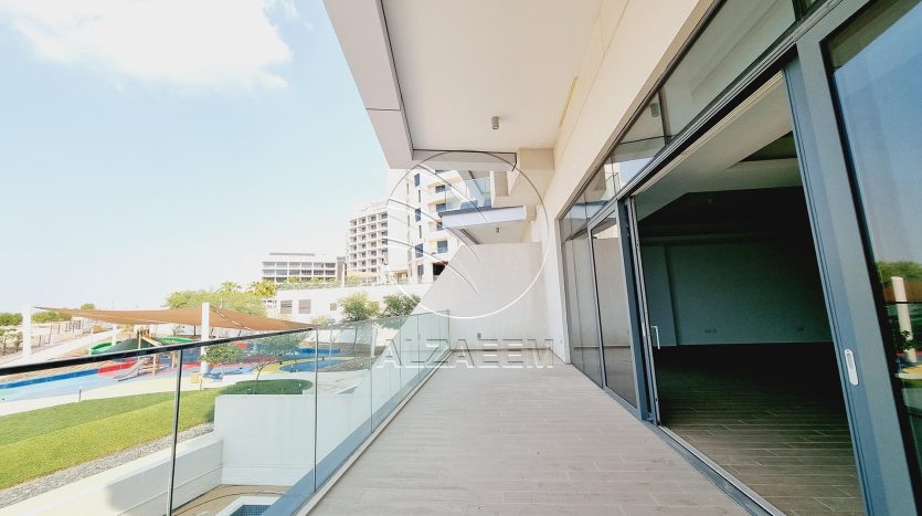 Villa on Yas Island, Abu-Dhabi, 3 bedrooms, 639 m2 / per year