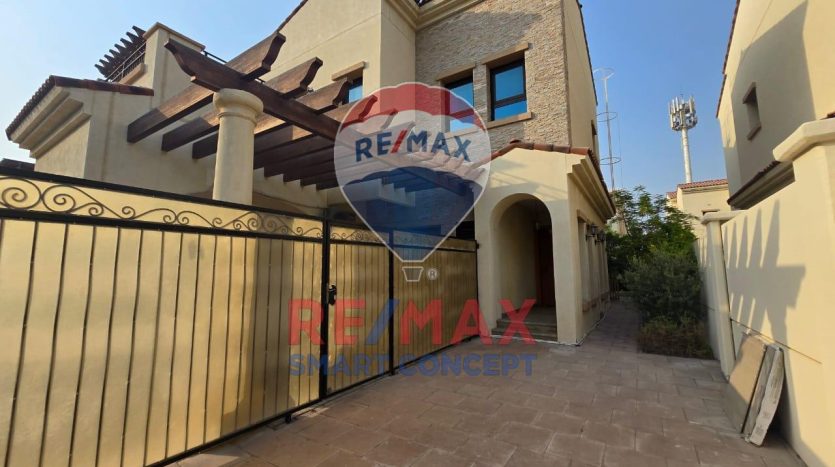 Villa on Al Salam Street, Abu-Dhabi, 3 bedrooms, 353 m2 / per year