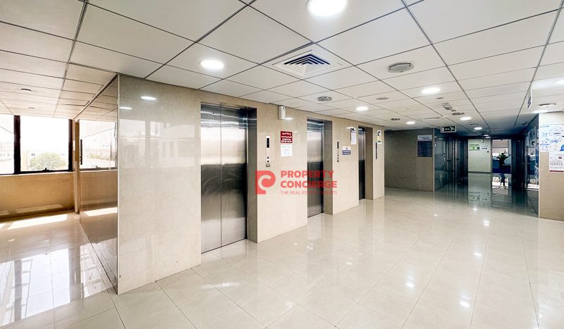 Office on Dubai Investment Park, Dubai, 44 m2 / per month