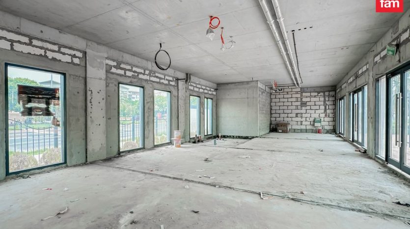 Shop on Motor City, Dubai, 2248.2 m2 / per year