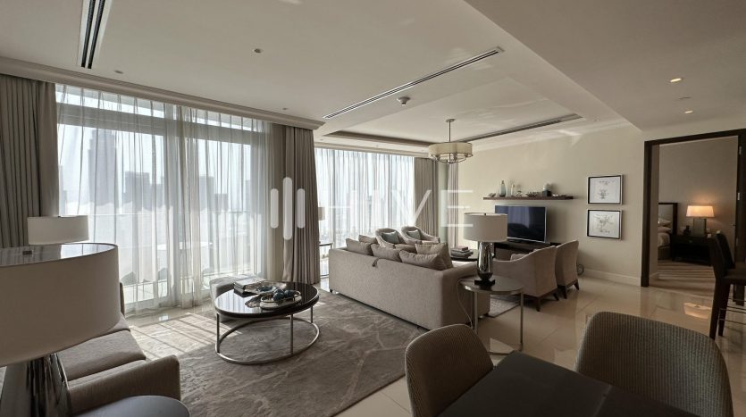 Apartment on Downtown Burj Dubai, 3 bedrooms, 208.6 m2 / per year