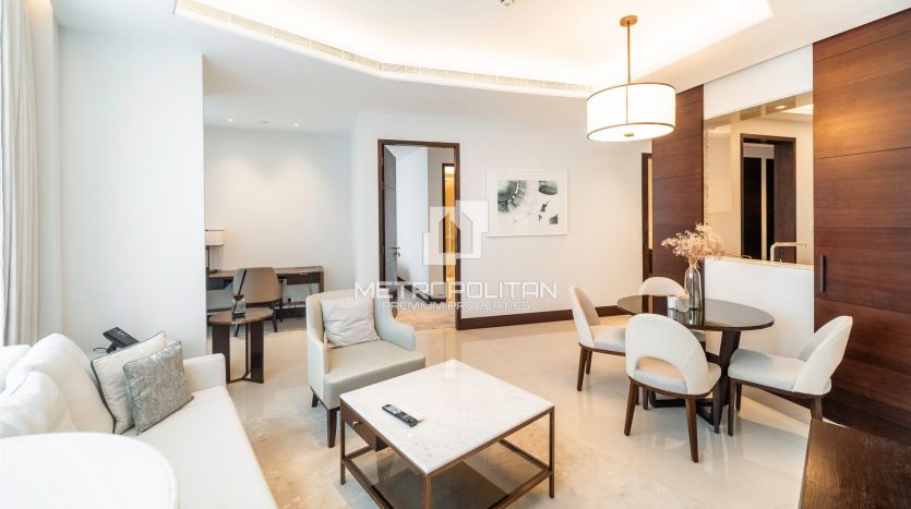 Apartment on Downtown Burj Dubai, 1 bedroom, 98 m2 / per year