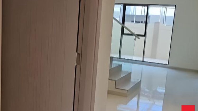 Townhouse on Dubai Sports City, Dubai, 4 bedrooms, 367.2 m2  | Foto 3