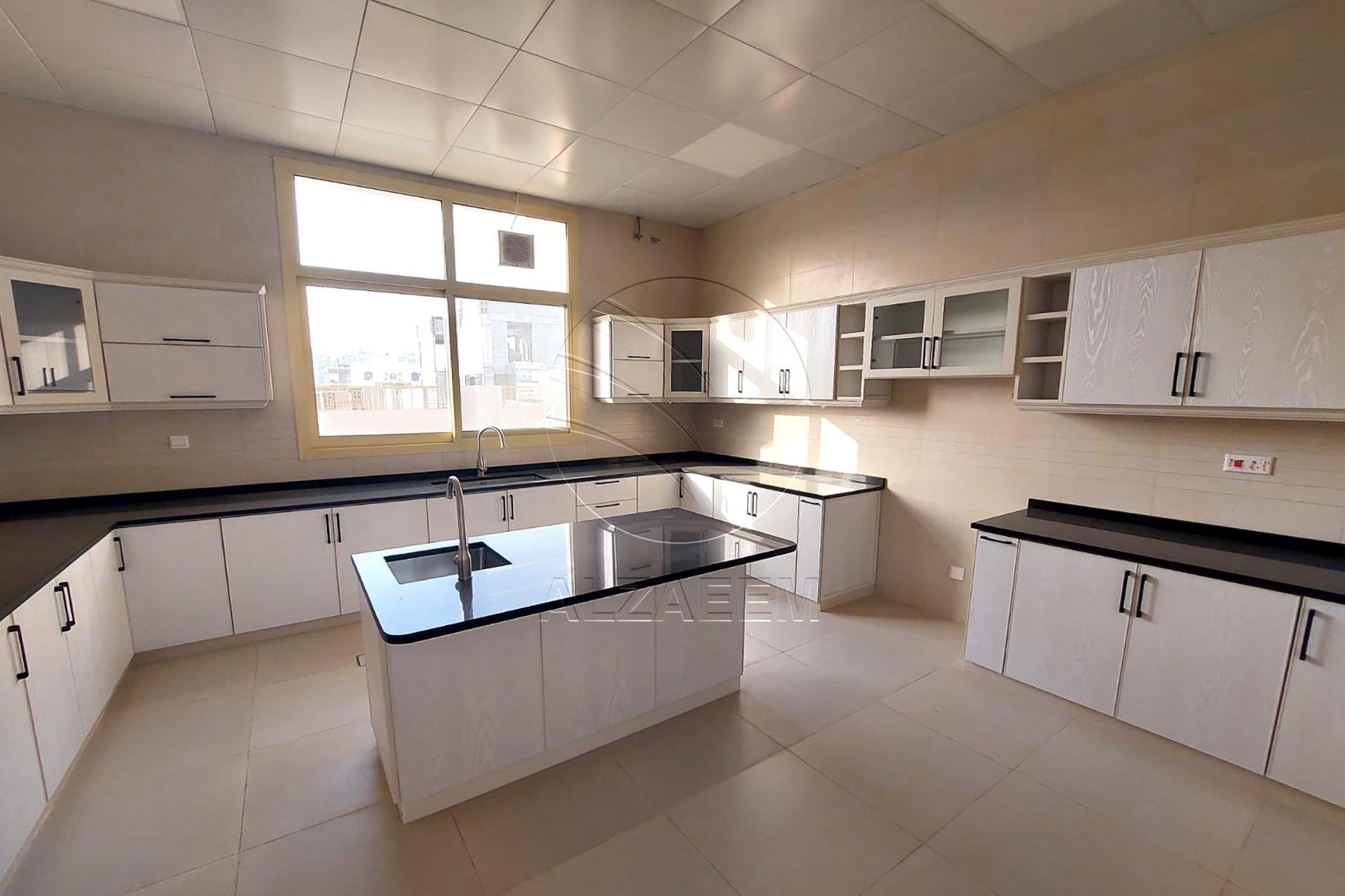 Villa on Khalifa City, Abu-Dhabi, 5 bedrooms, 929 m2  | Foto 9