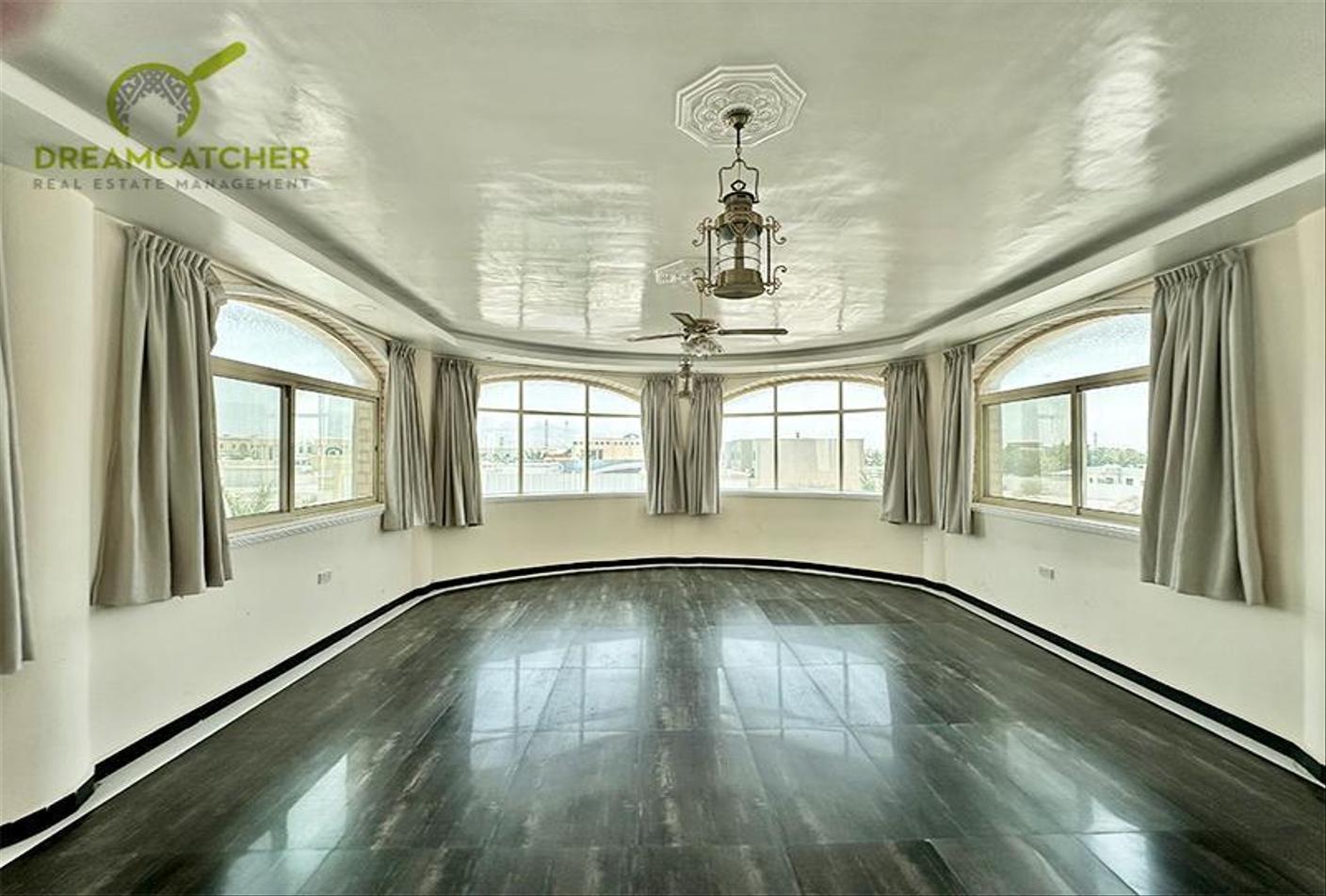 Villa on Seih Al Uraibi, Ras-al-khaimah, 10 bedrooms, 2708.7 m2  | Foto 16