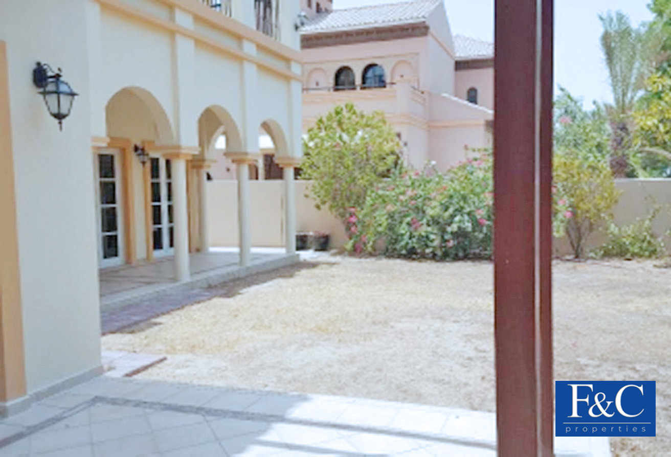 Villa on The Villa, Dubai, 4 bedrooms, 642.1 m2  | Foto 9