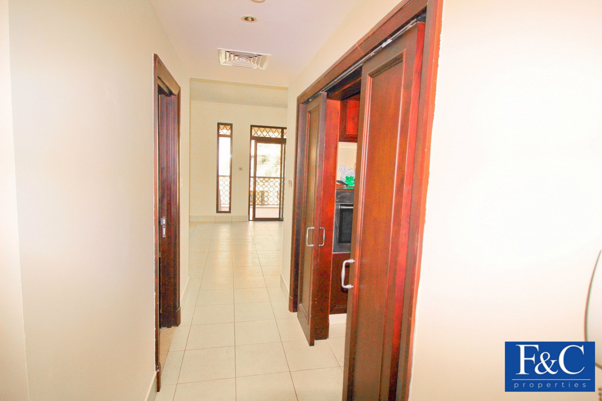 Apartment on Old Town, Dubai, 1 bedroom, 92.4 m2  | Foto 16