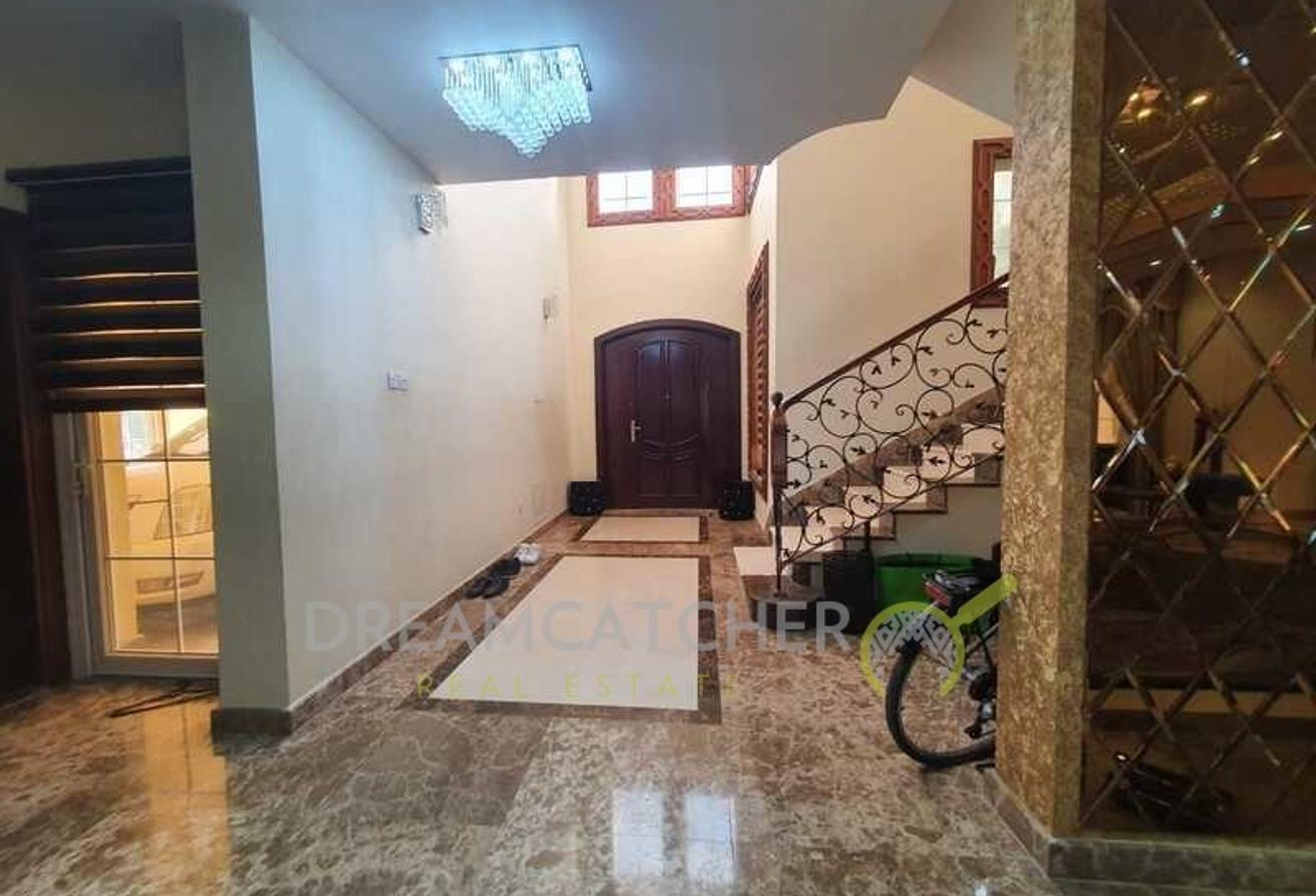 Villa on The Villa, Dubai, 7 bedrooms, 630.06 m2  | Foto 9
