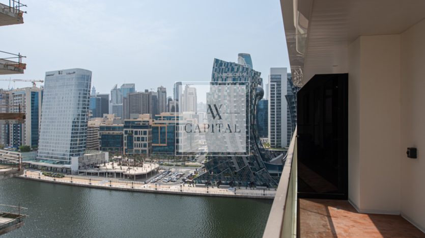 Apartment on Business Bay, Dubai, 1 bedroom, 140.5 m2  | Foto 14