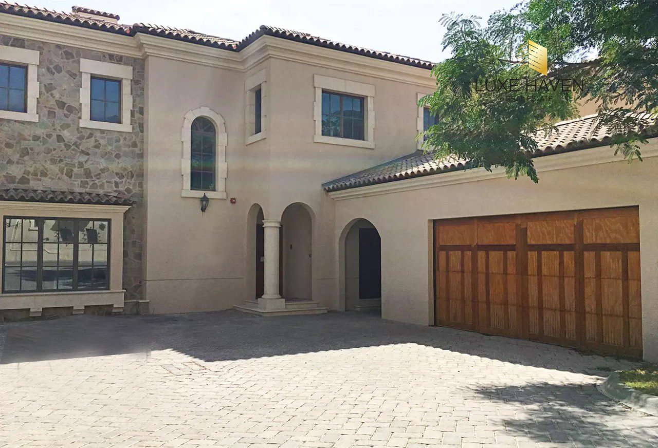 Villa on Jumeirah Golf Estates, Dubai, 4 bedrooms, 345.32 m2  | Foto 12