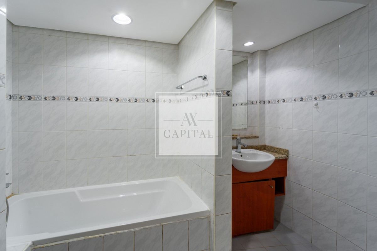 Apartment on Jumeirah Lake Towers, Dubai, 2 bedrooms, 154.7 m2  | Foto 13