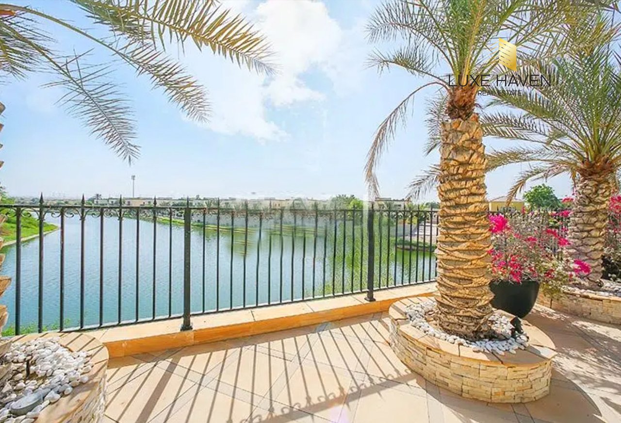 Villa on Jumeirah Golf Estates, Dubai, 4 bedrooms, 345.32 m2  | Foto 11
