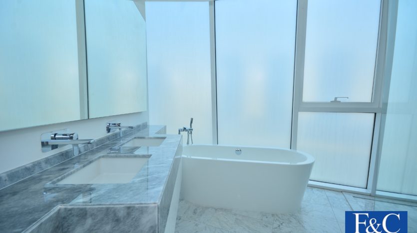 Apartment on Business Bay, Dubai, 2 bedrooms, 112.9 m2  | Foto 8