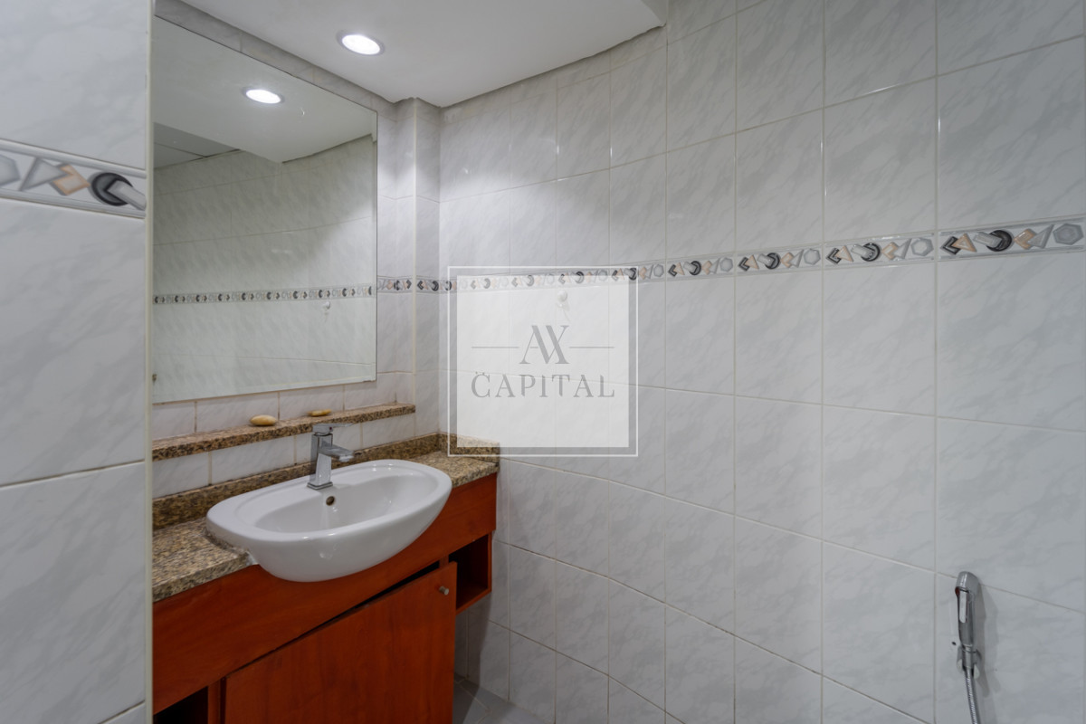 Apartment on Jumeirah Lake Towers, Dubai, 2 bedrooms, 154.7 m2  | Foto 8